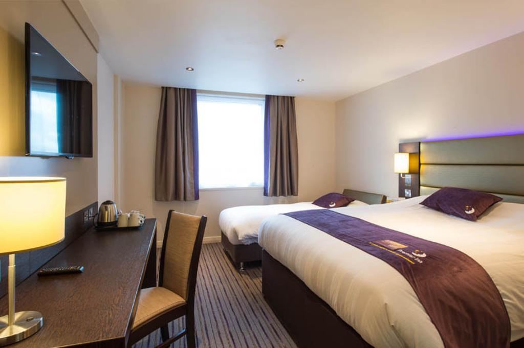 Premier Inn London City - Aldgate Екстер'єр фото