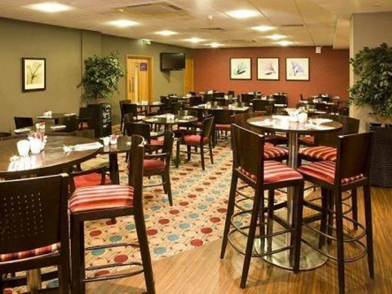 Premier Inn London City - Aldgate Екстер'єр фото